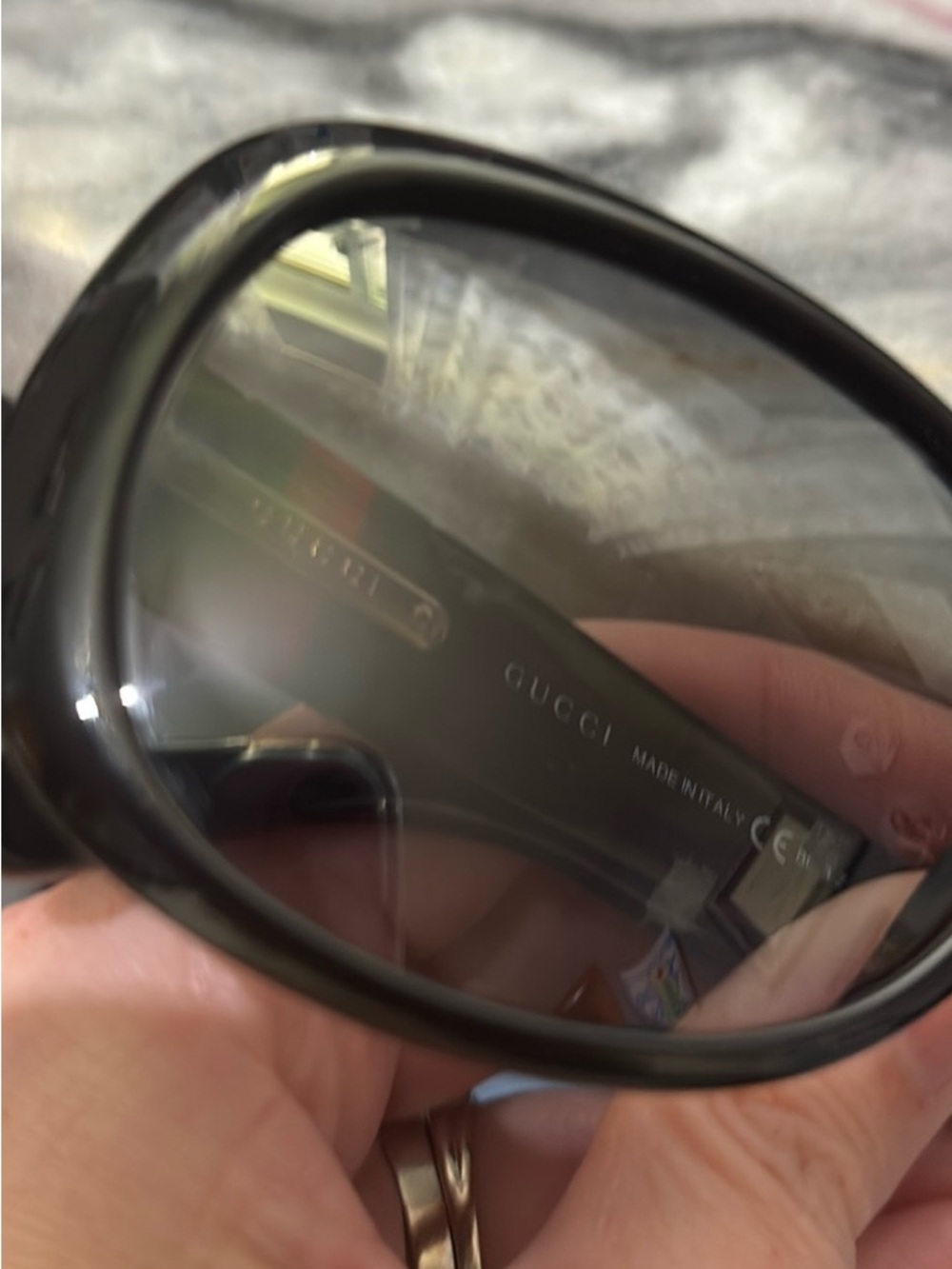 Gucci Black Women's Oversized Sunglasses with Brown Monogram Case - Picture 9 of 10